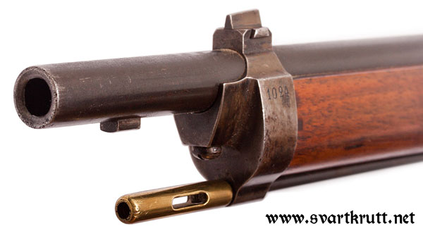 Nose band with front sight.